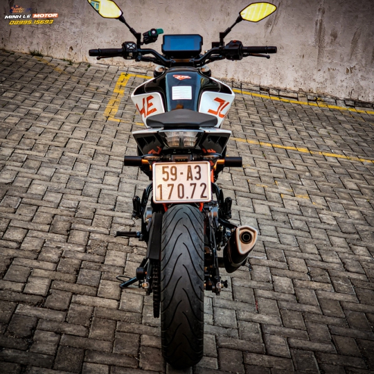 Duke 390 bssg