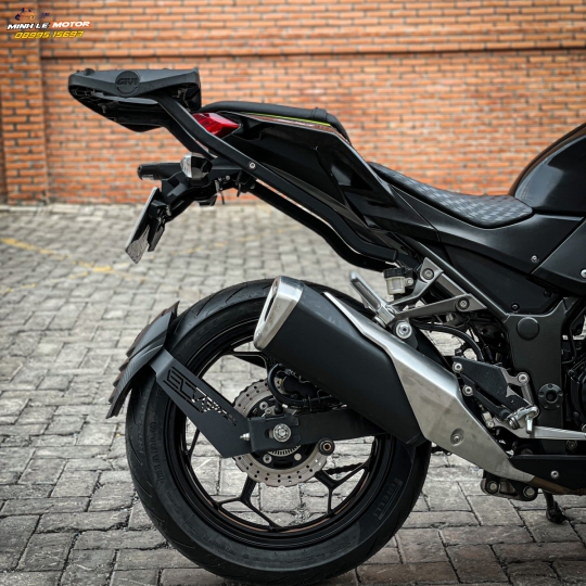 Z300 abs 2018 
