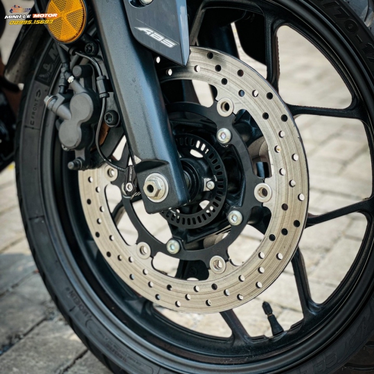 YAMAHA MT-03