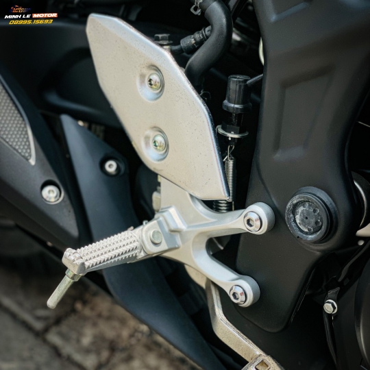 YAMAHA MT-03