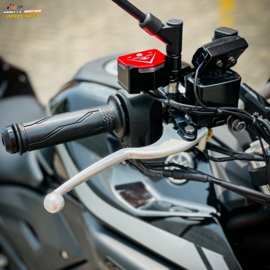YAMAHA MT-03