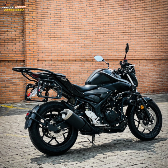 YAMAHA MT-03