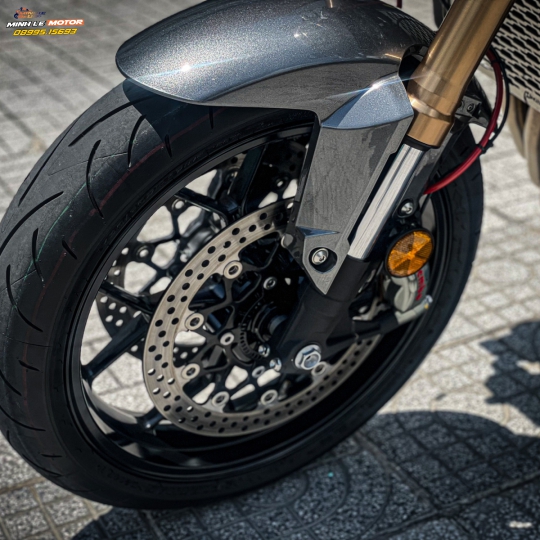 CB650R 2021