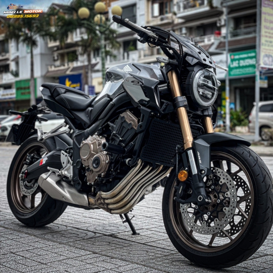 Xe Mẫu Mới 2023