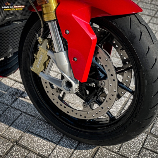 BMW S1000R 