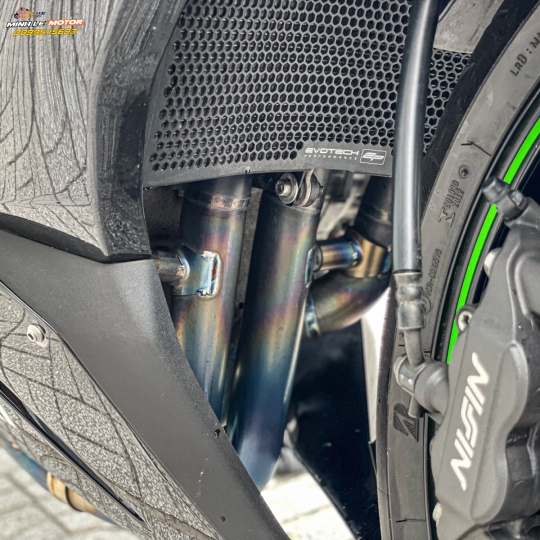KAWASAKI ZX6X