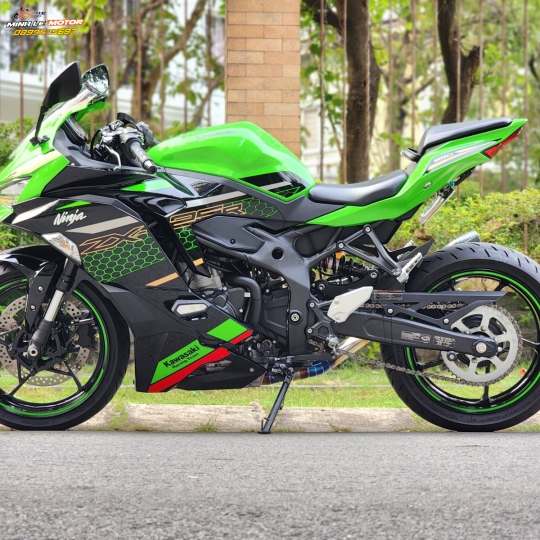 ZX25R 2021