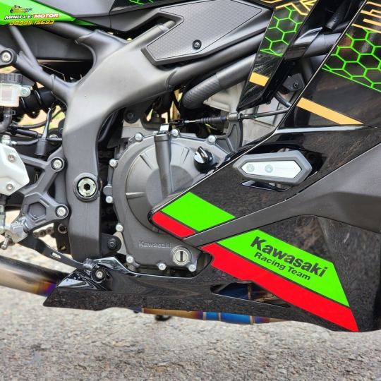 ZX25R 2021