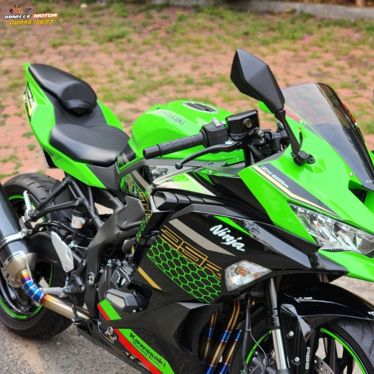 ZX25R 2021
