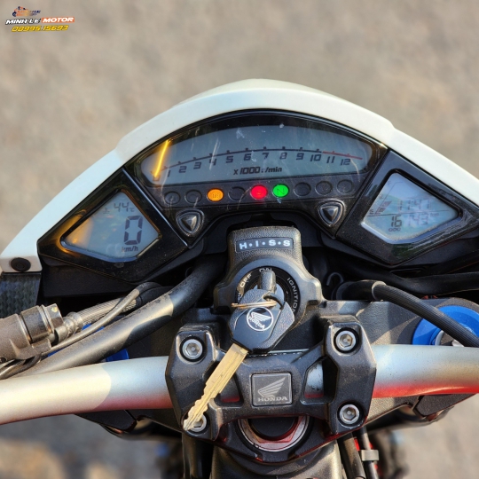 CB100R 2015 ABS HRC