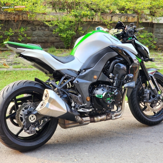 Z1000 2016 Trắng Sữa 