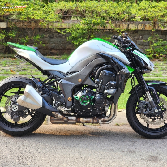 Z1000 2016 Trắng Sữa 