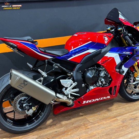 HonDa CBR1000RR 