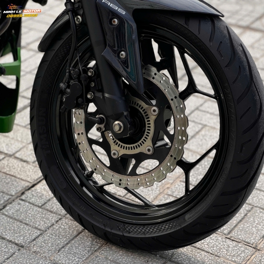 Kawasaki Z300