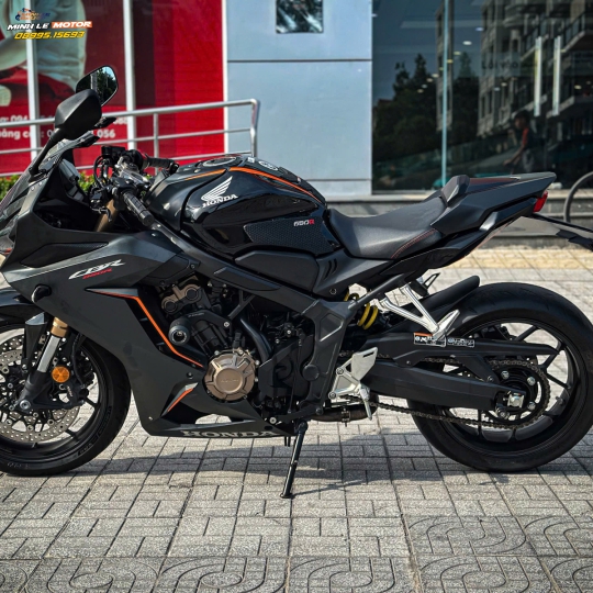 Cbr650r 2022 ngay chủ đập thùng