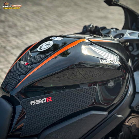 Cbr650r 2022 ngay chủ đập thùng