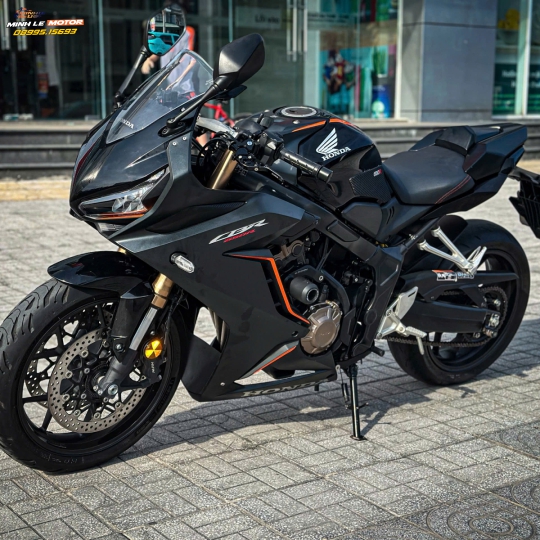 Cbr650r 2022 ngay chủ đập thùng