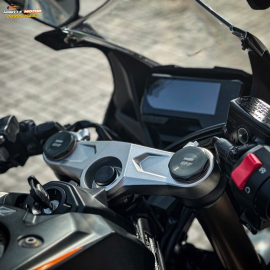 Cbr650r 2022 ngay chủ đập thùng