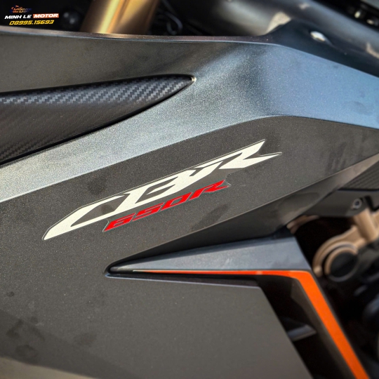 Cbr650r 2022 ngay chủ đập thùng