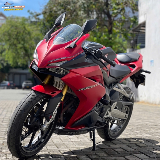 CBR250RR