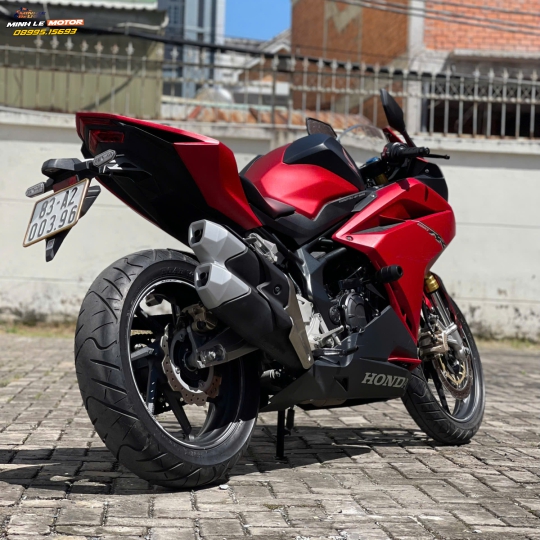 CBR250RR