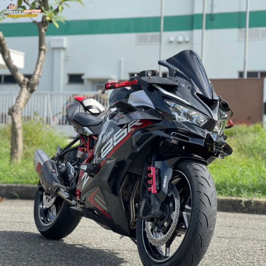Honda Zx-25R 