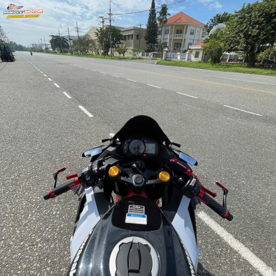 Honda Zx-25R 