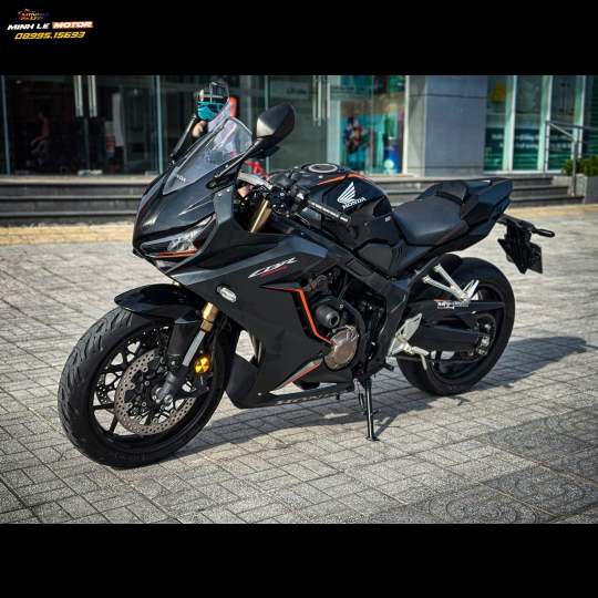 Cbr650r 2022 ngay chủ đập thùng