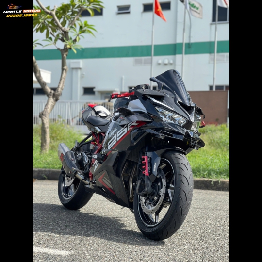 Honda Zx-25R 